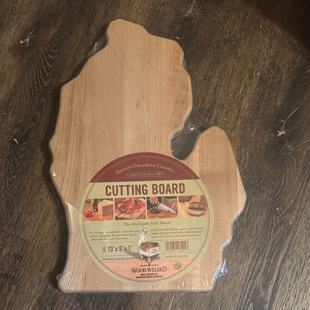 Wood Welded Michigan Cutting Board